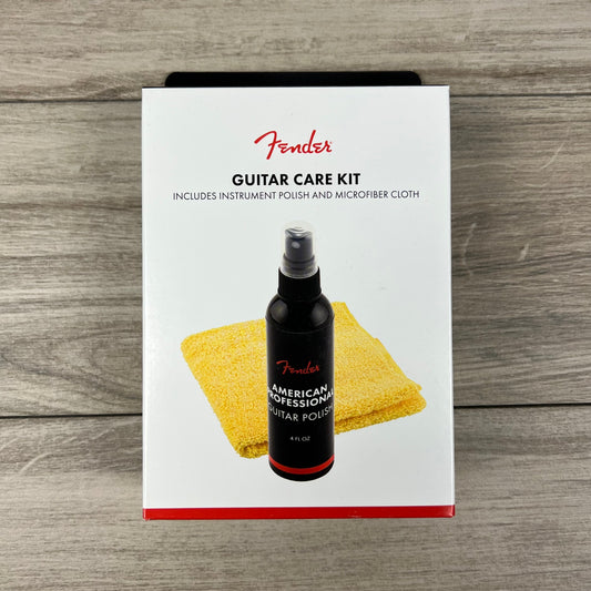 Fender 4oz Polish and Cloth Care Kit