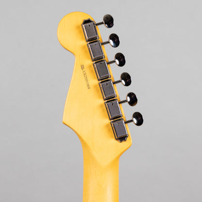 Fender American Professional Classic Stratocaster, 3-Color Sunburst
