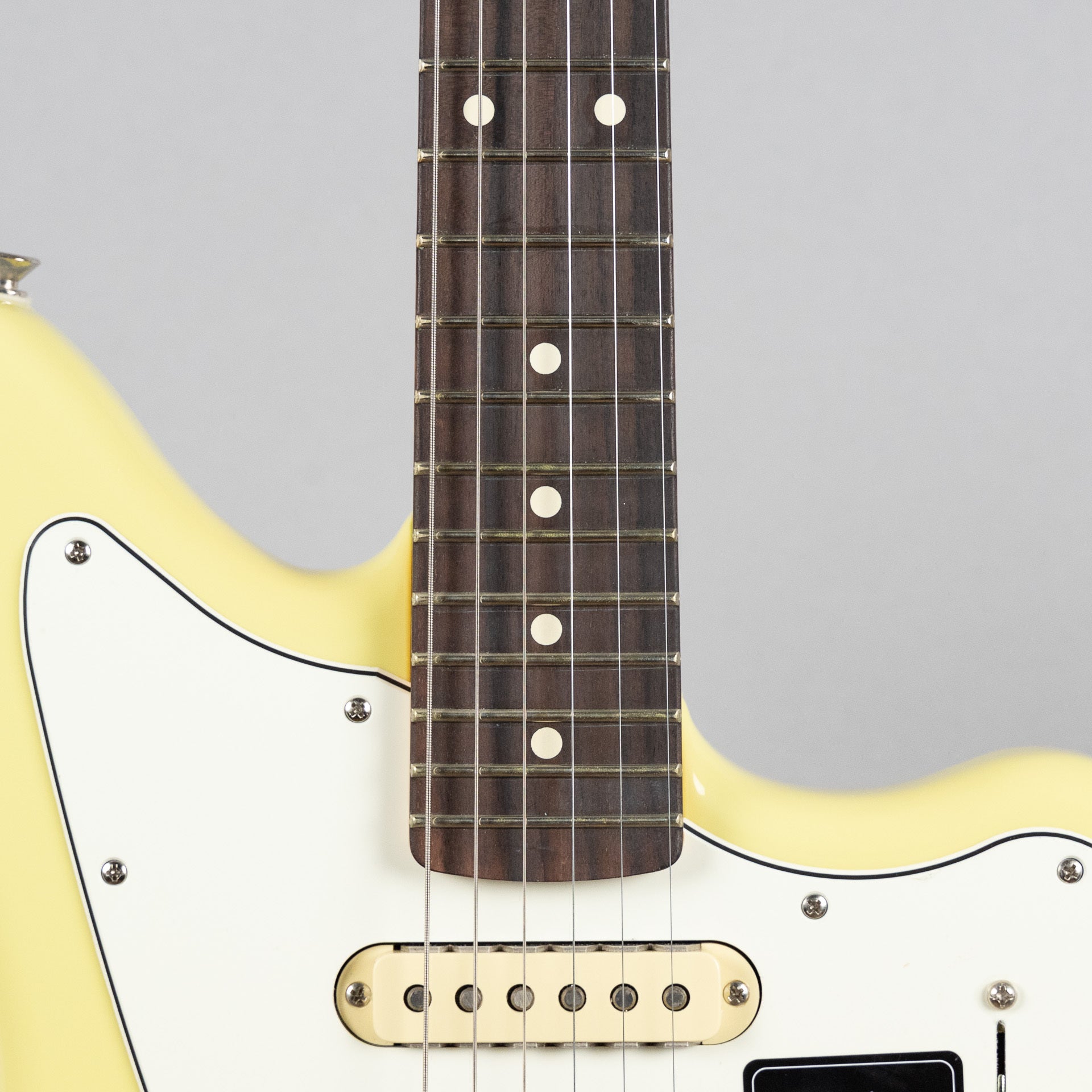 Fender Player II Jaguar, Hialeah Yellow – Carlton Music Center