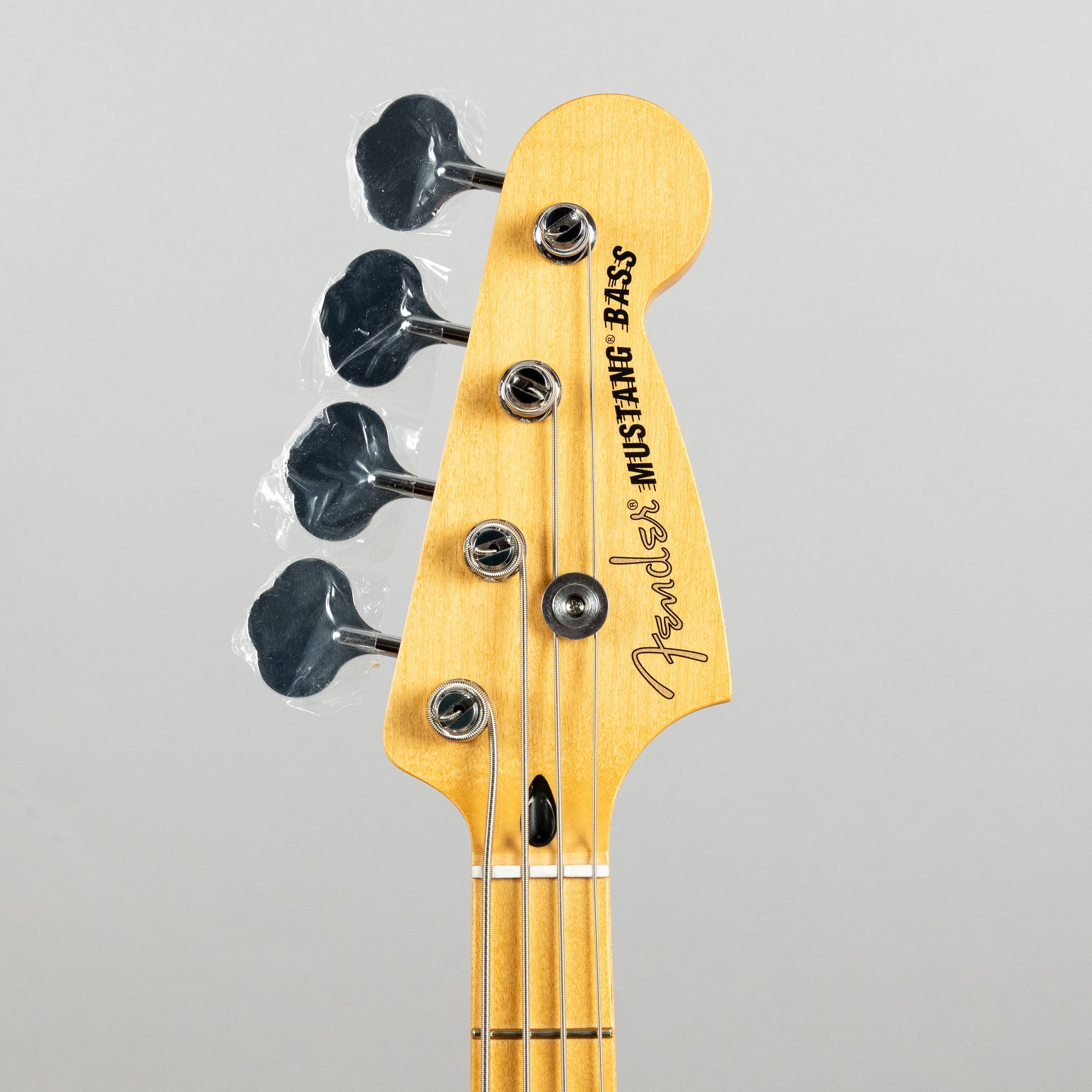 Fender Player II Mustang PJ Bass, Polar White