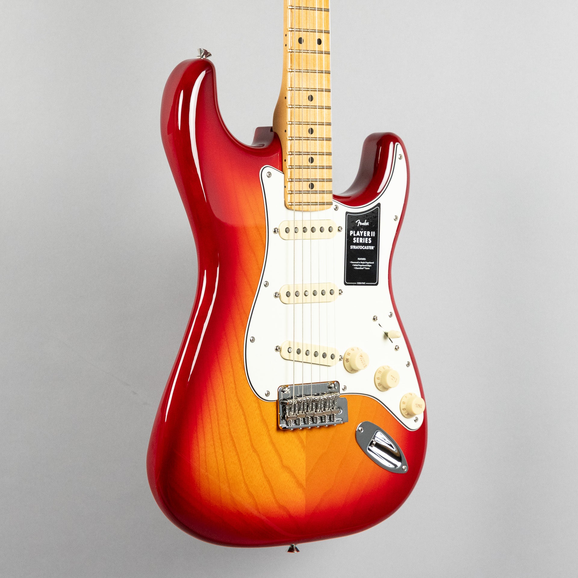 Fender Player II Stratocaster, Aged Cherry Burst (Chambered)