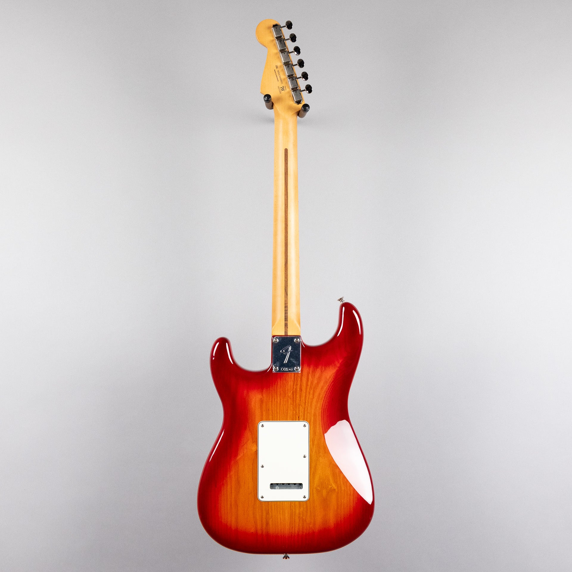 Fender Player II Stratocaster, Aged Cherry Burst (Chambered)