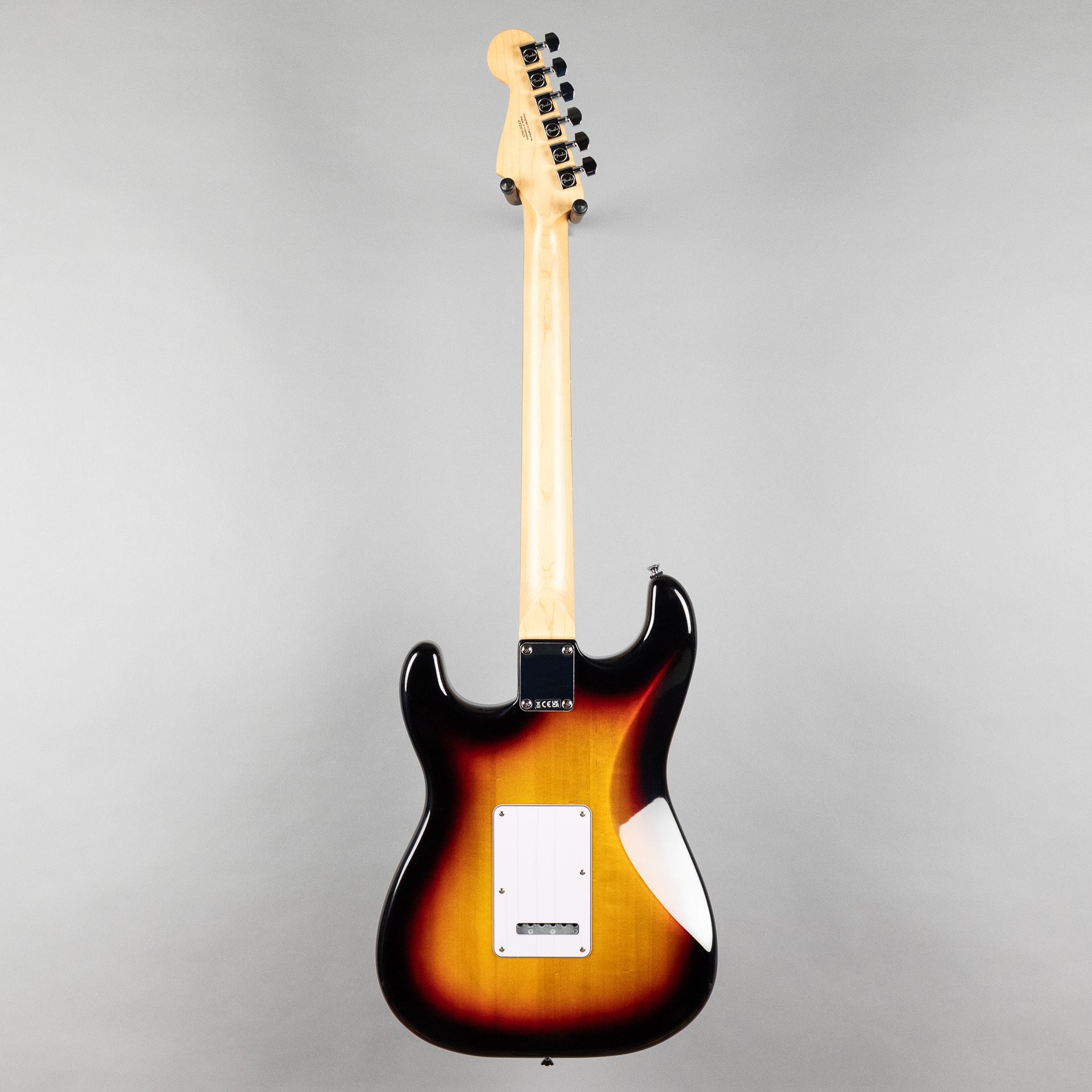 Fender Standard Stratocaster, 3-Color Sunburst