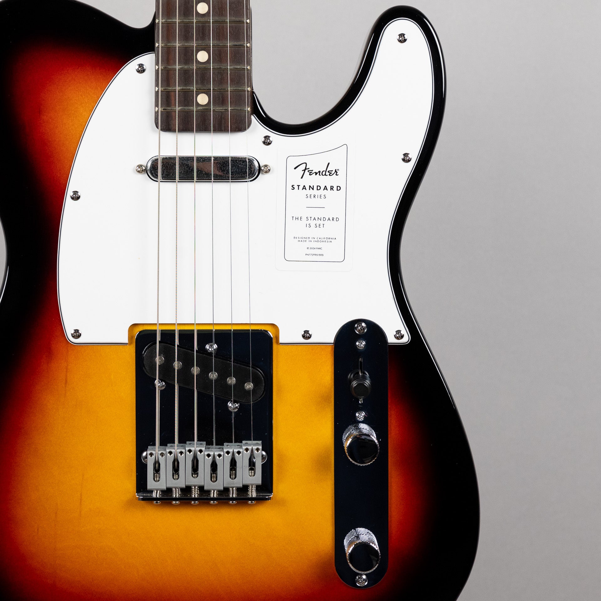 Fender Standard Telecaster, 3-Color Sunburst