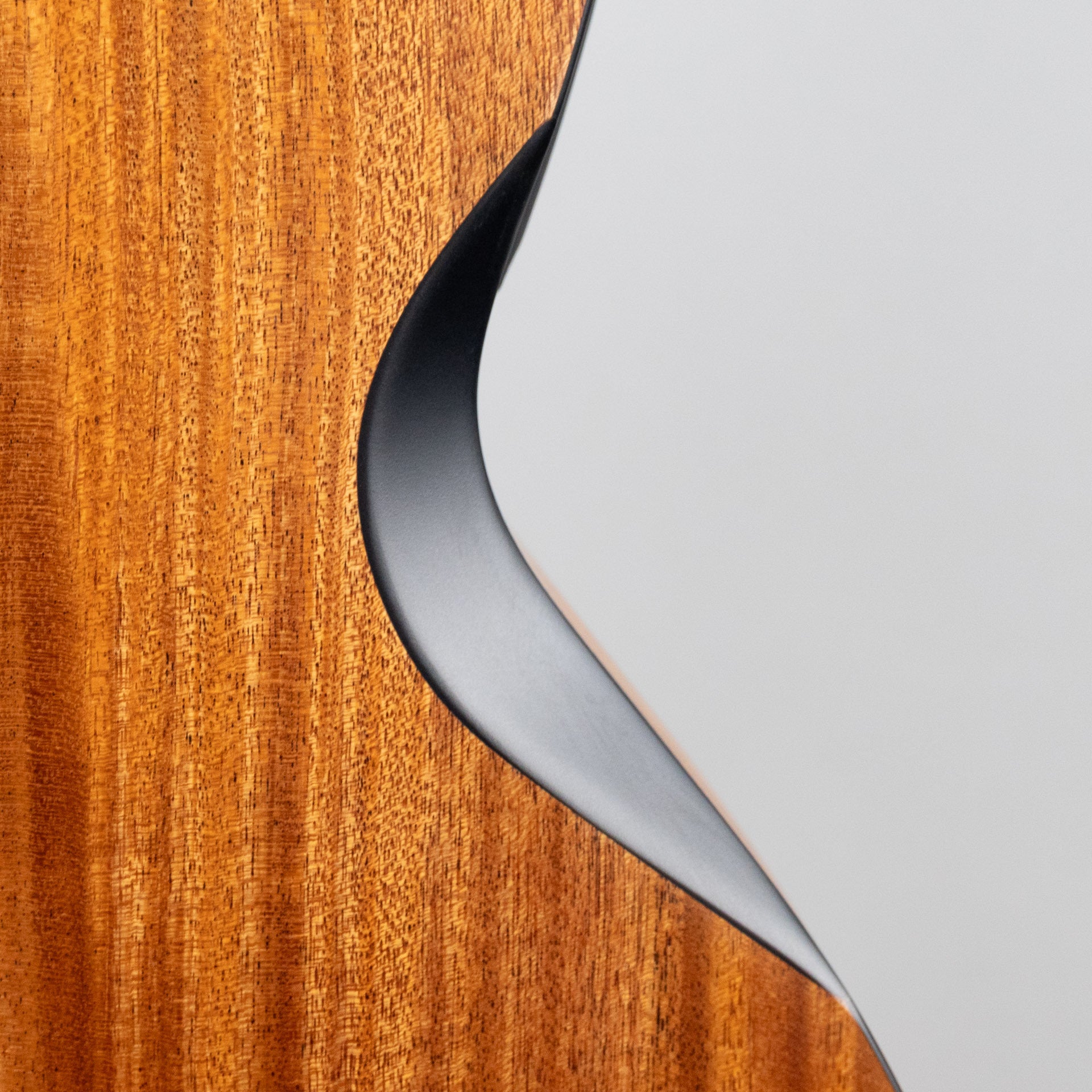 Furch Blue Deluxe Gc-CM a, Western Red Cedar / African Mahogany