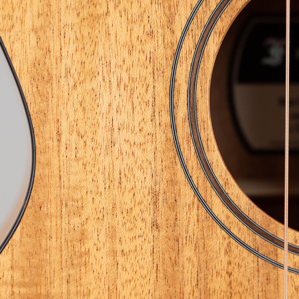 Furch Blue OM-MM a VTC, Mahogany / Mahogany with Premium Gig Bag