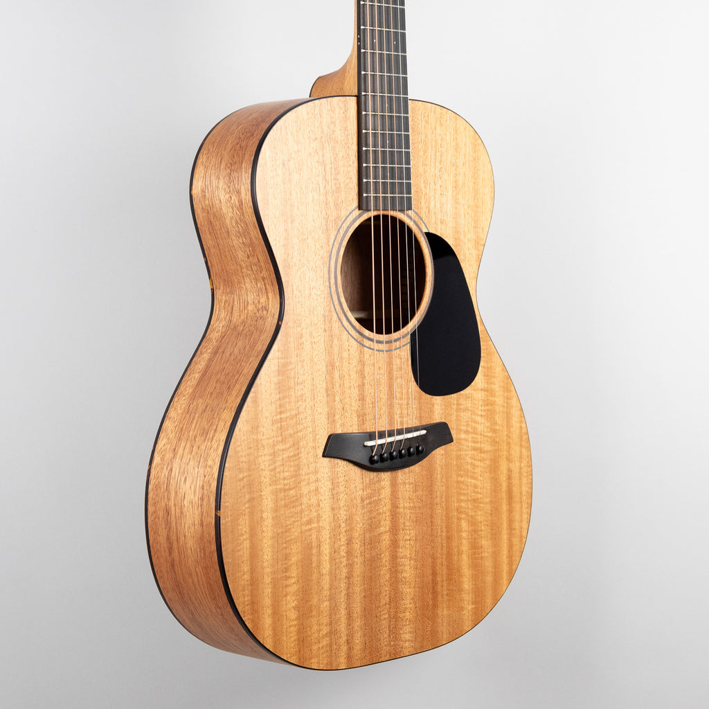 Furch Blue OM-MM a VTC, Mahogany / Mahogany with Premium Gig Bag