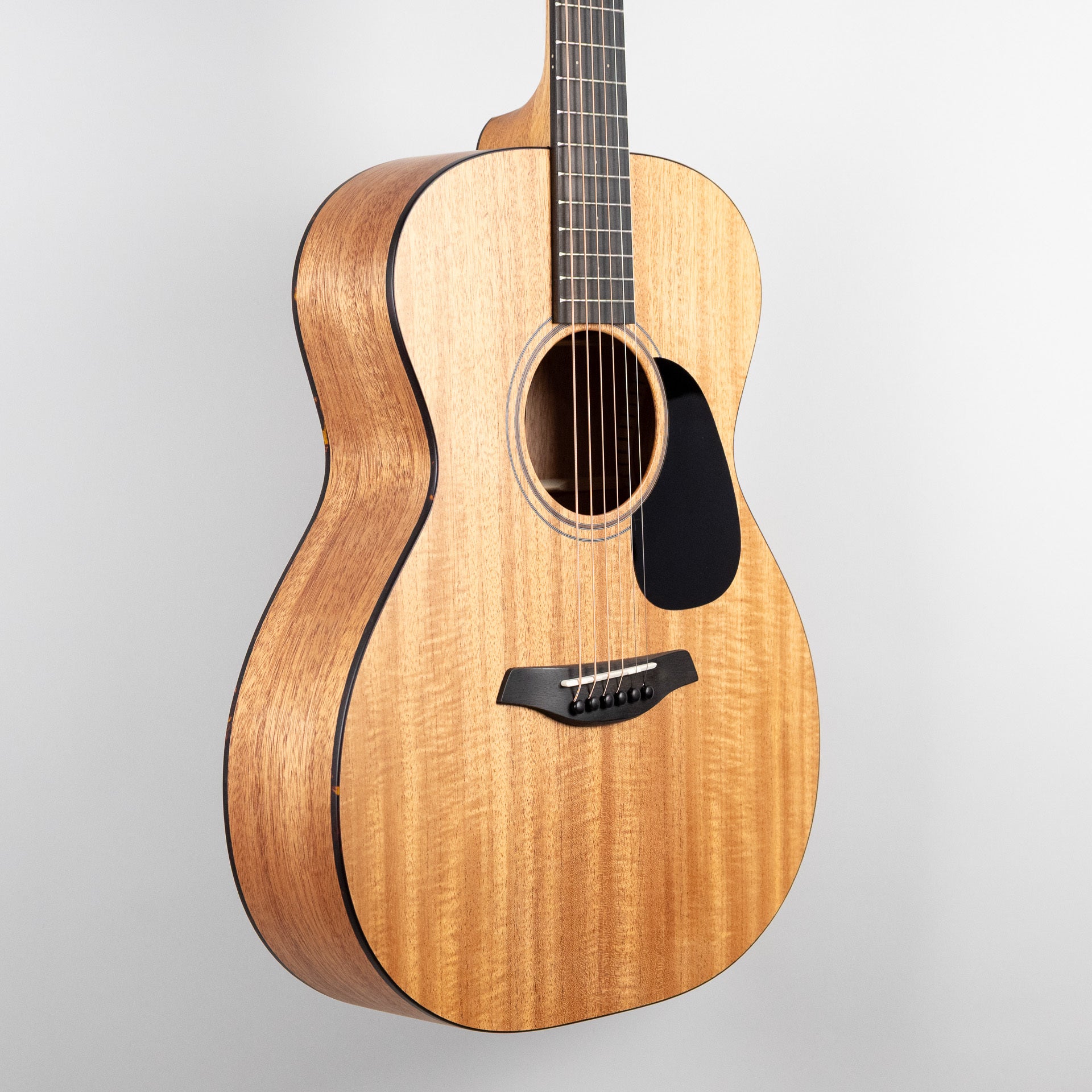 Furch Blue OM-MM a VTC, Mahogany / Mahogany with Premium Gig Bag