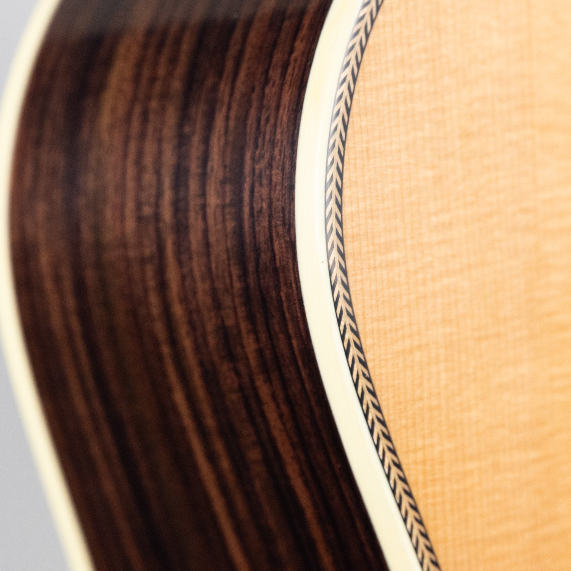 Furch Vintage 2 OM-SR a, Sitka / Rosewood