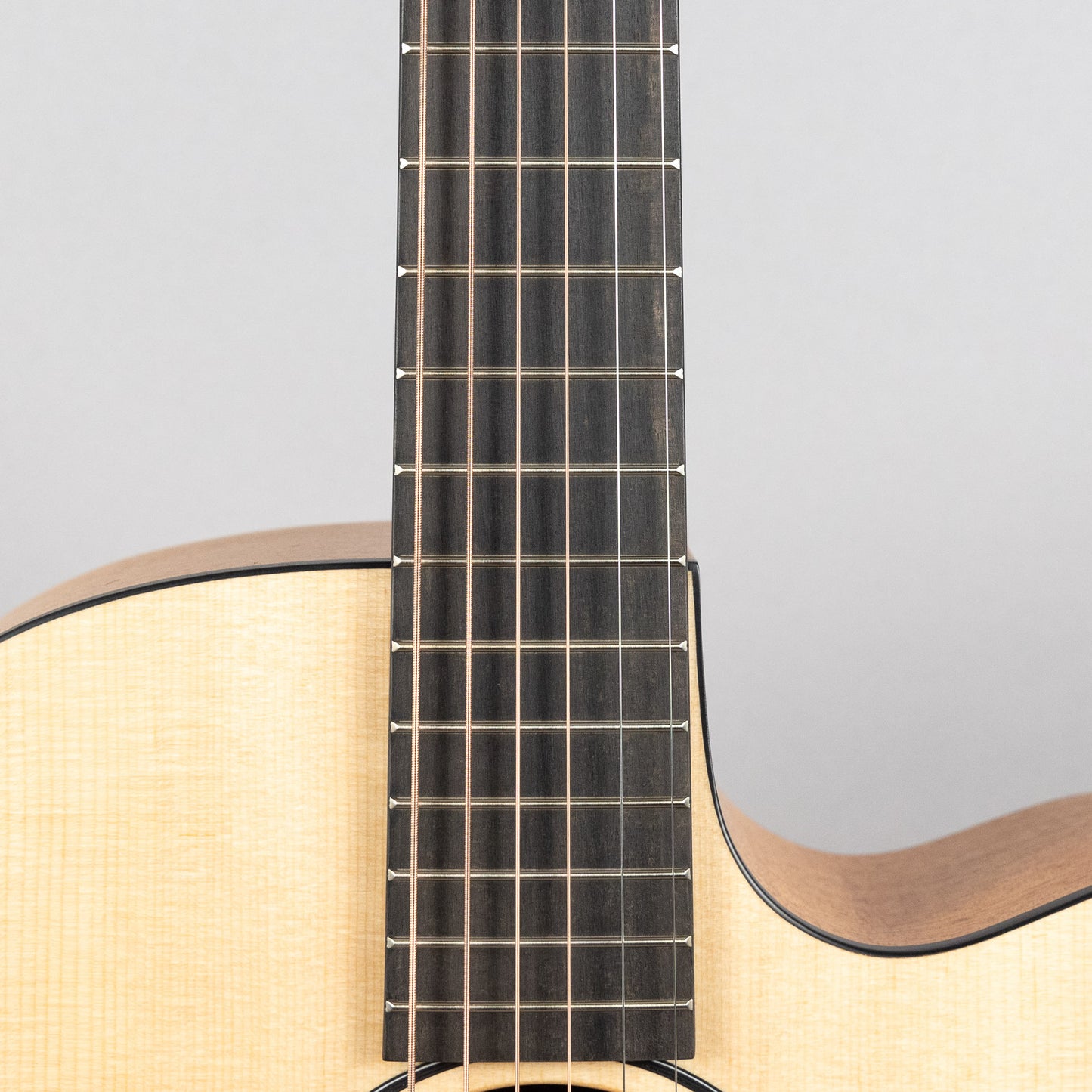 Furch Violet Deluxe Gc-SM, Sitka Spruce / Mahogany