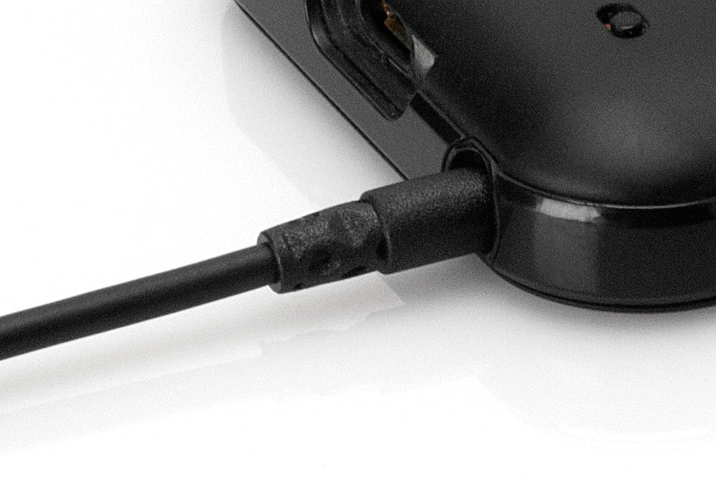 Hosa Headphone Adapter 3.5 mm TRRS to Slim 3.5 mm TRRS