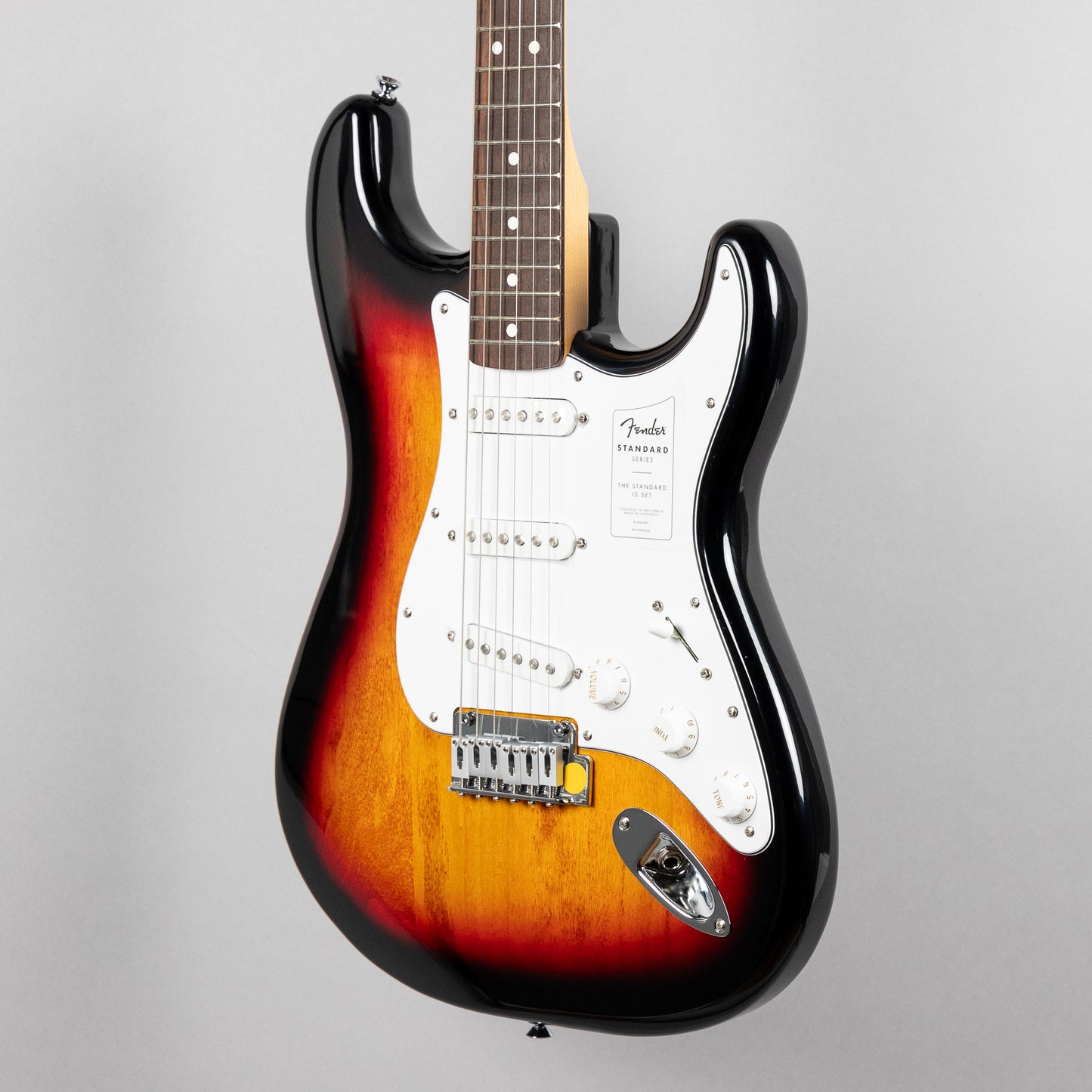 Fender Standard Stratocaster, 3-Color Sunburst (#4522)