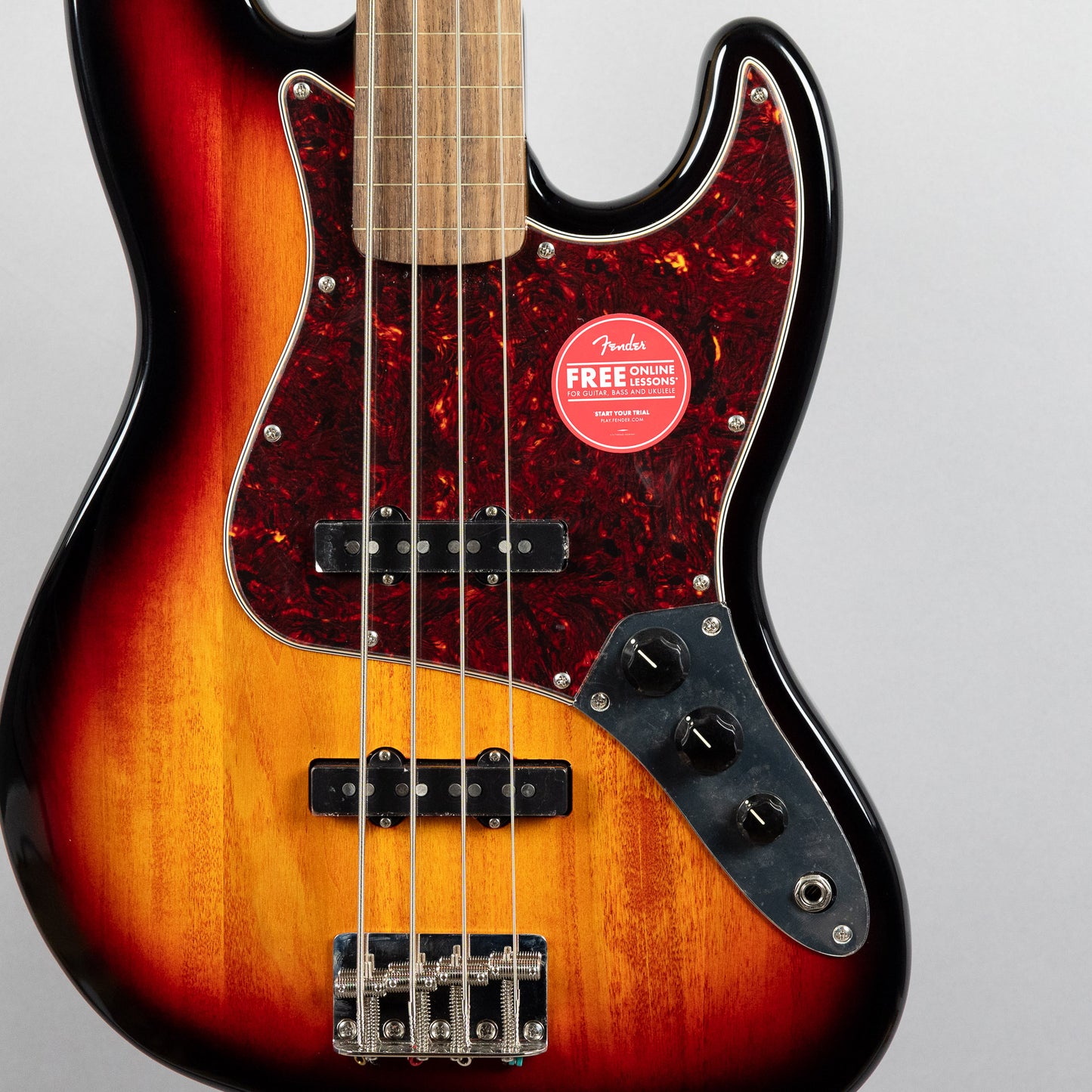 Squier Classic Vibe '60s Jazz Bass Fretless, 3-Color Sunburst