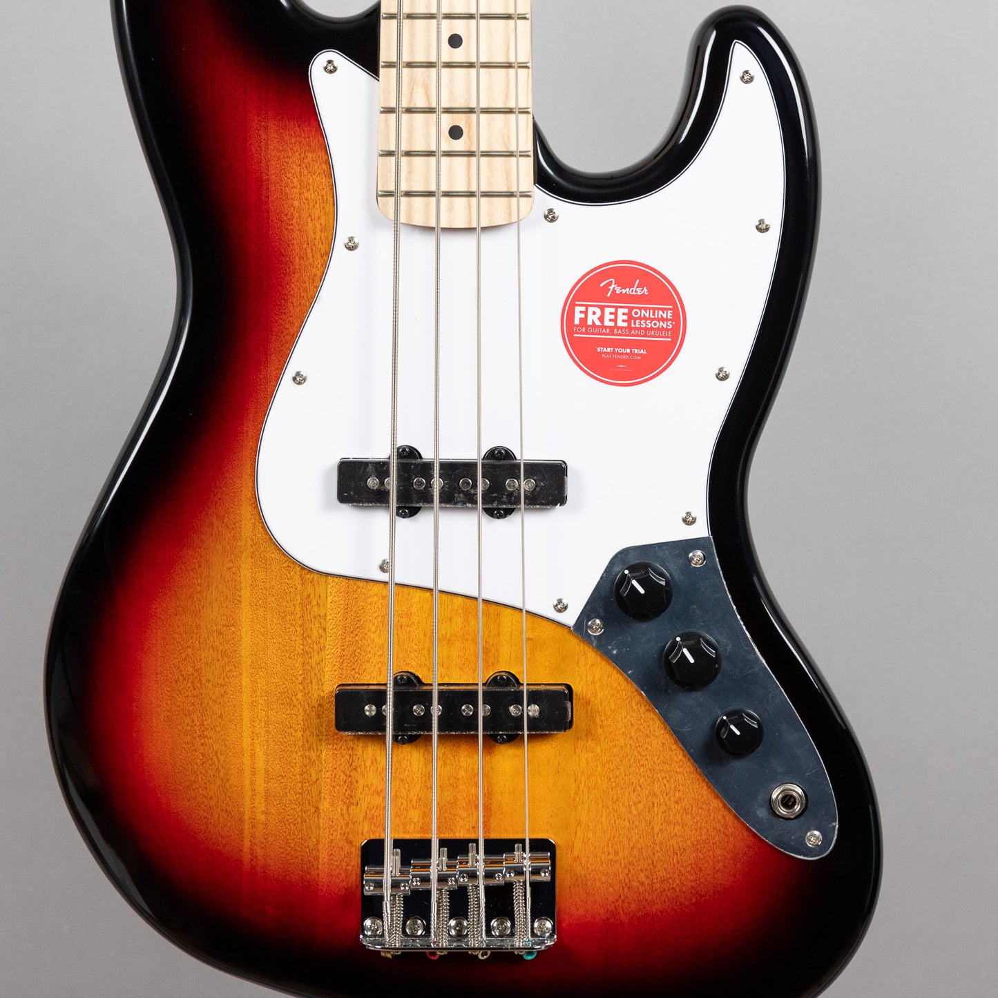 Squier Affinity Series Jazz Bass in 3-Color Sunburst