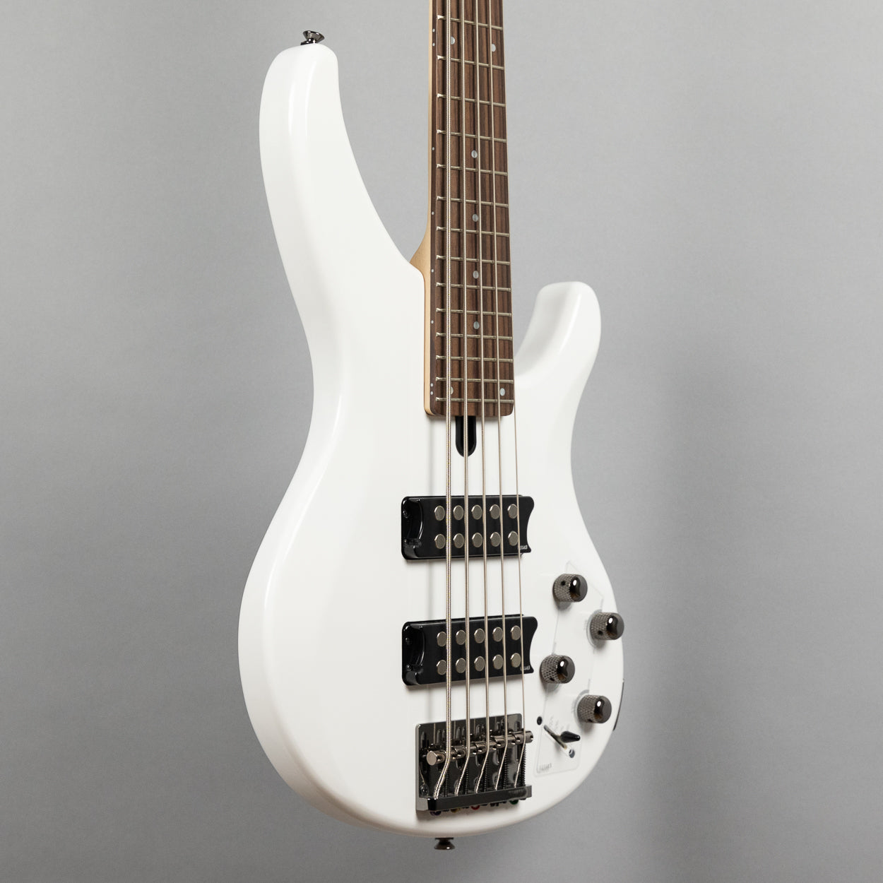 Yamaha TRBX305 5-String Bass in White