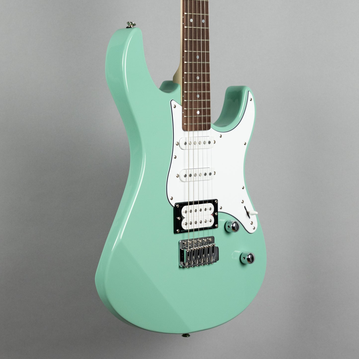 Yamaha PAC112V Pacifica Electric Guitar in Sonic Blue