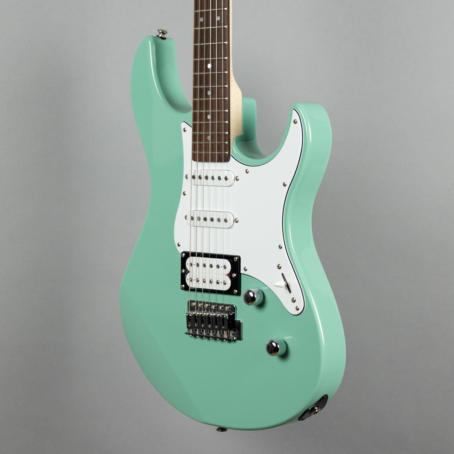 Yamaha PAC112V Pacifica Electric Guitar in Sonic Blue