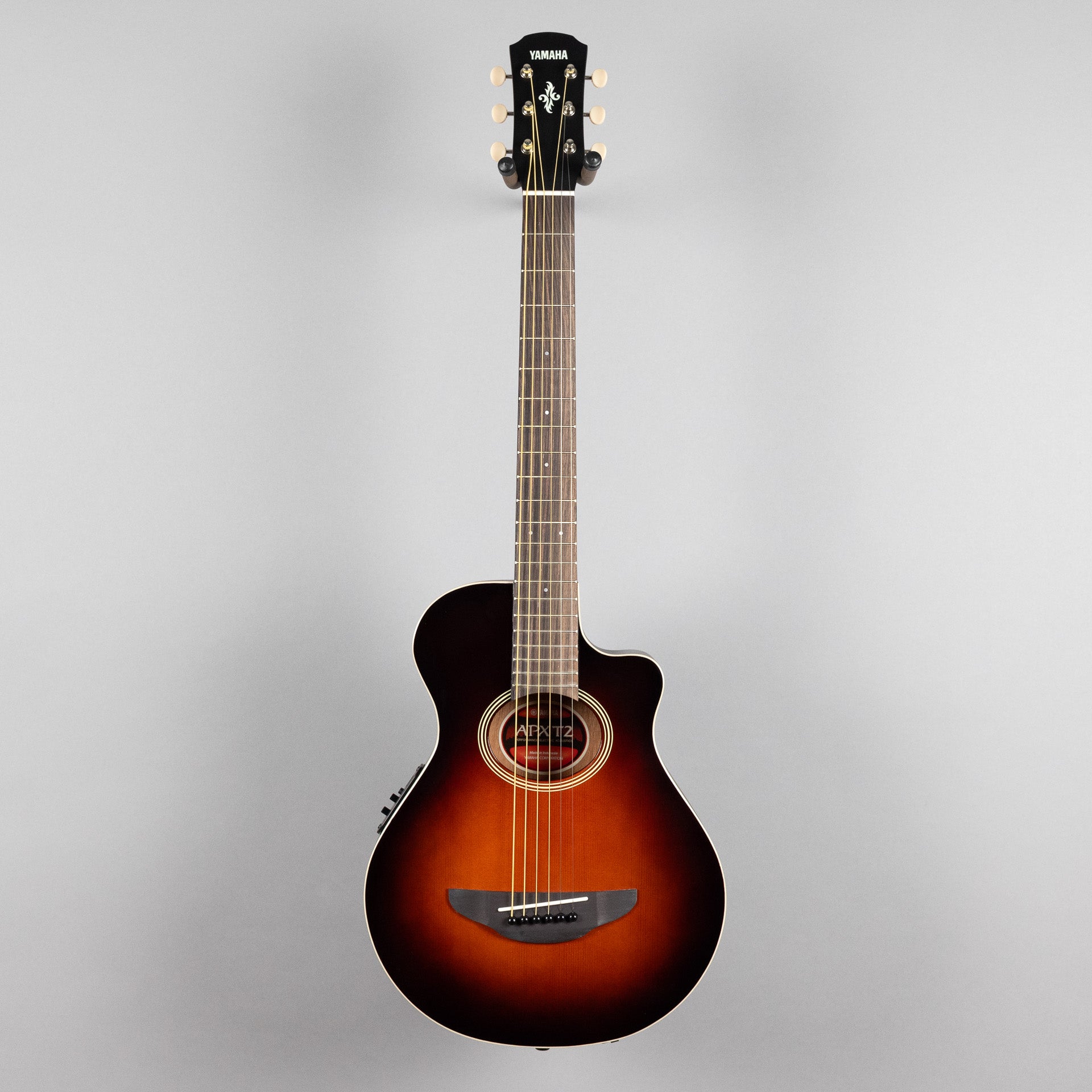 Yamaha APXT2 3/4-Size Acoustic/Electric Guitar in Old Violin Sunburst