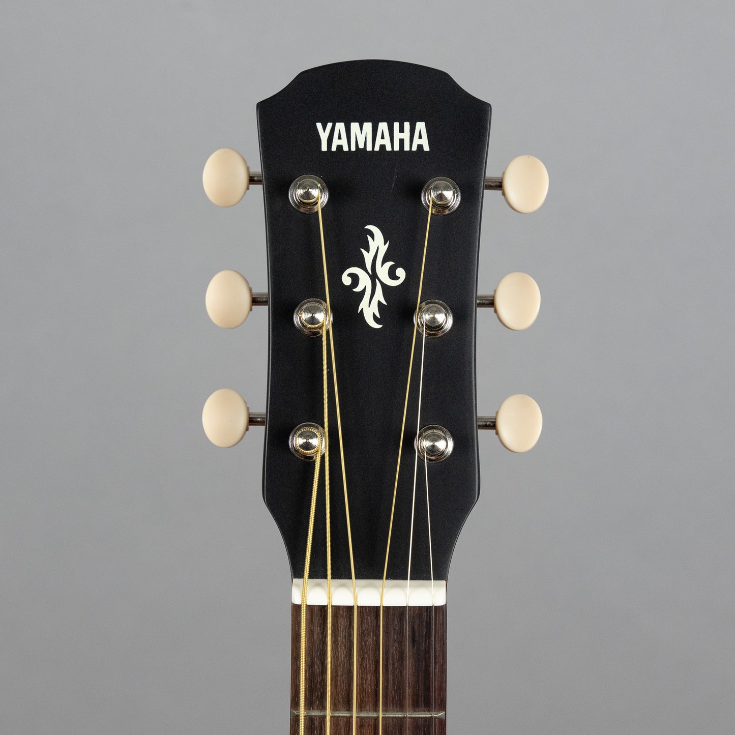 Yamaha APXT2 3/4-Size Acoustic/Electric Guitar in Natural
