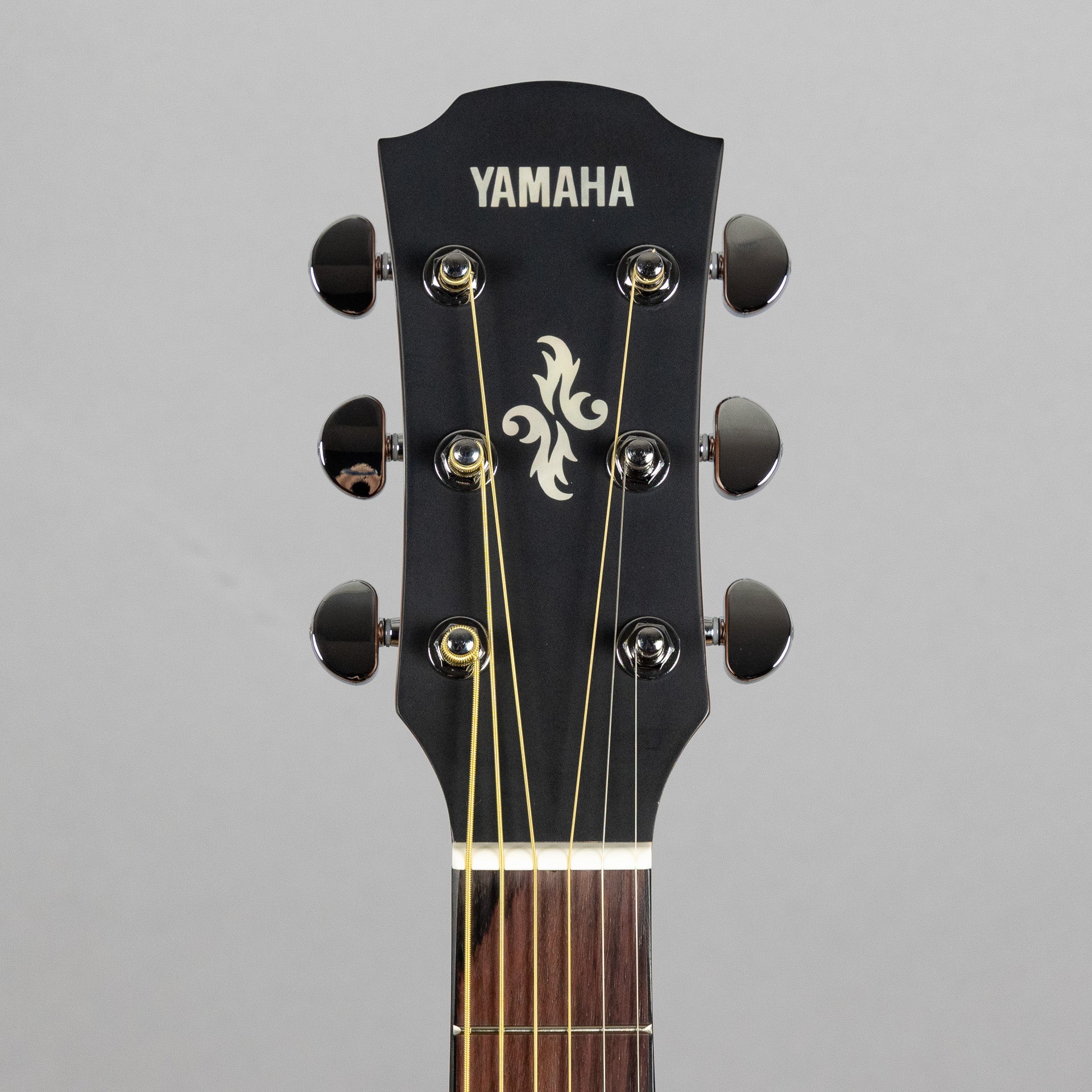 Yamaha APX600M in Smokey Black (Matte) – Carlton Music Center