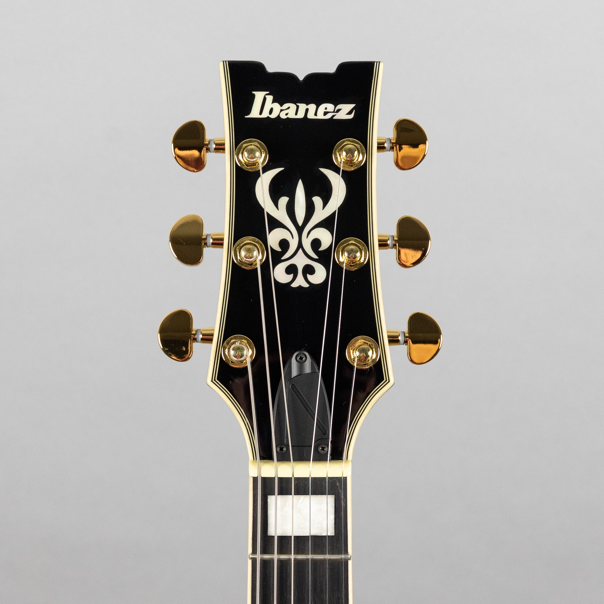 Ibanez AM93QA AM Artcore Expressionist Semi-Hollow Body Guitar, Jet Blue Burst