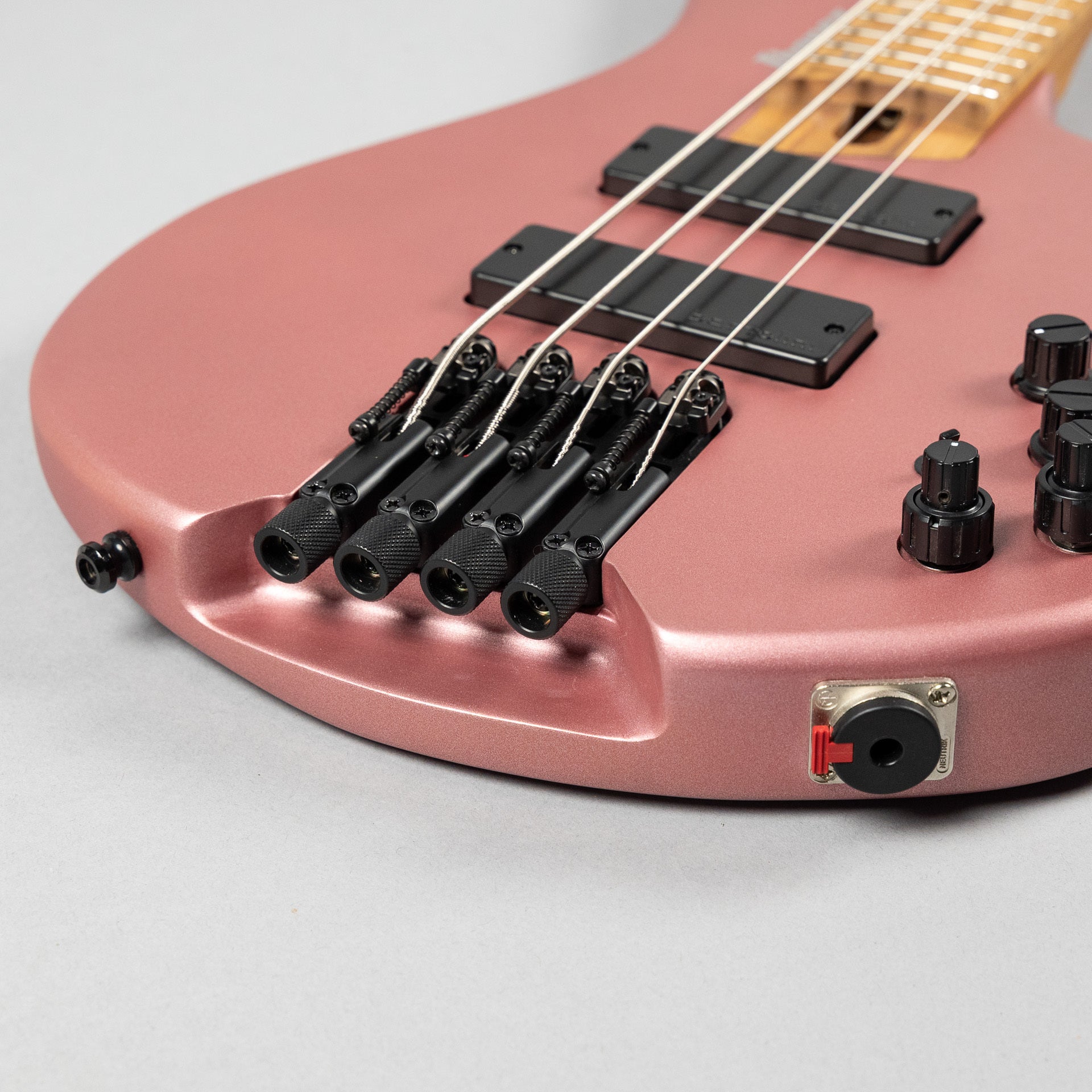 Ibanez EHB1000S-PMM Headless 4-String Bass, Pink Gold Metallic Matte (2021 Demo Model)