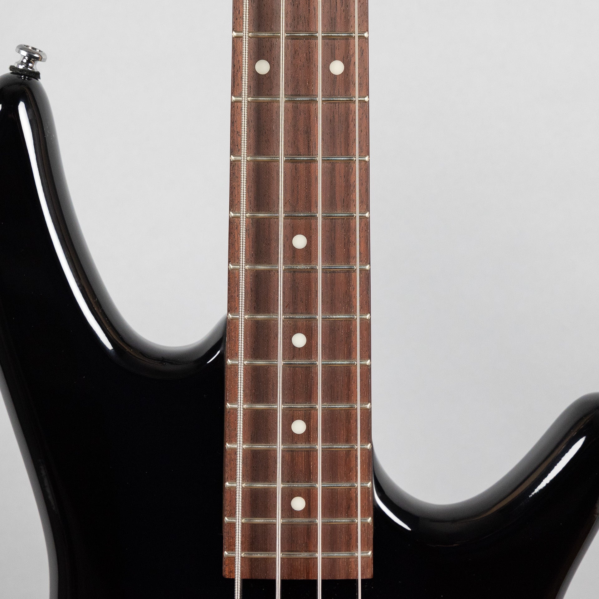 Ibanez GSR200 SR Gio 4-String Bass, Black