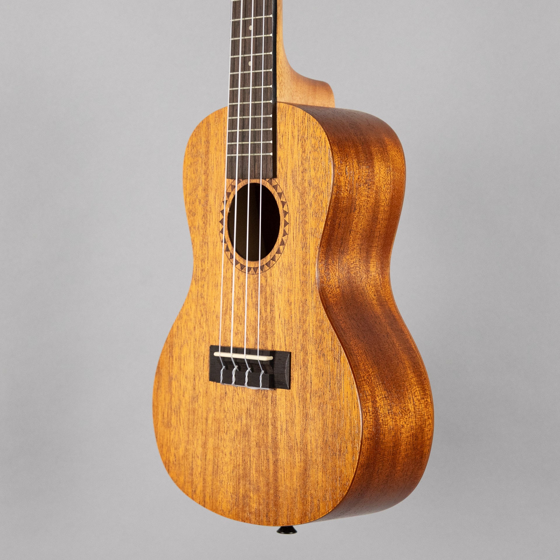 Kala KA-15 Satin Mahogany Concert Ukulele Bundle