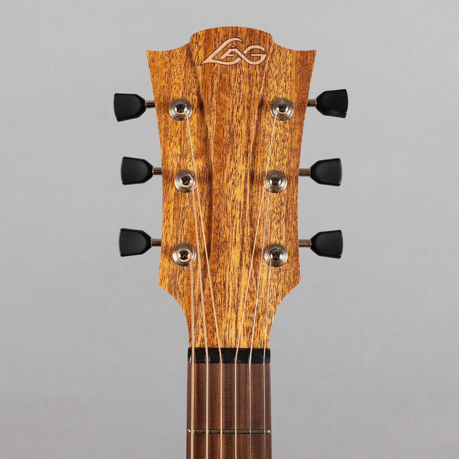 LAG T70A-NAT Tramontane Auditorium Acoustic Guitar, Natural