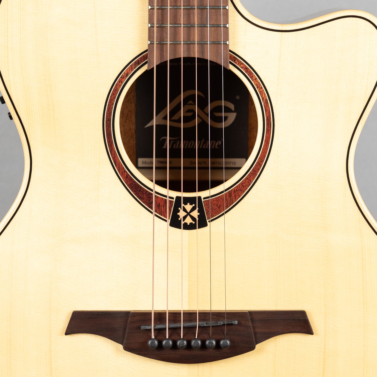 LAG T88ACE Tramontane Auditorium Cutaway Acoustic Guitar, Natural