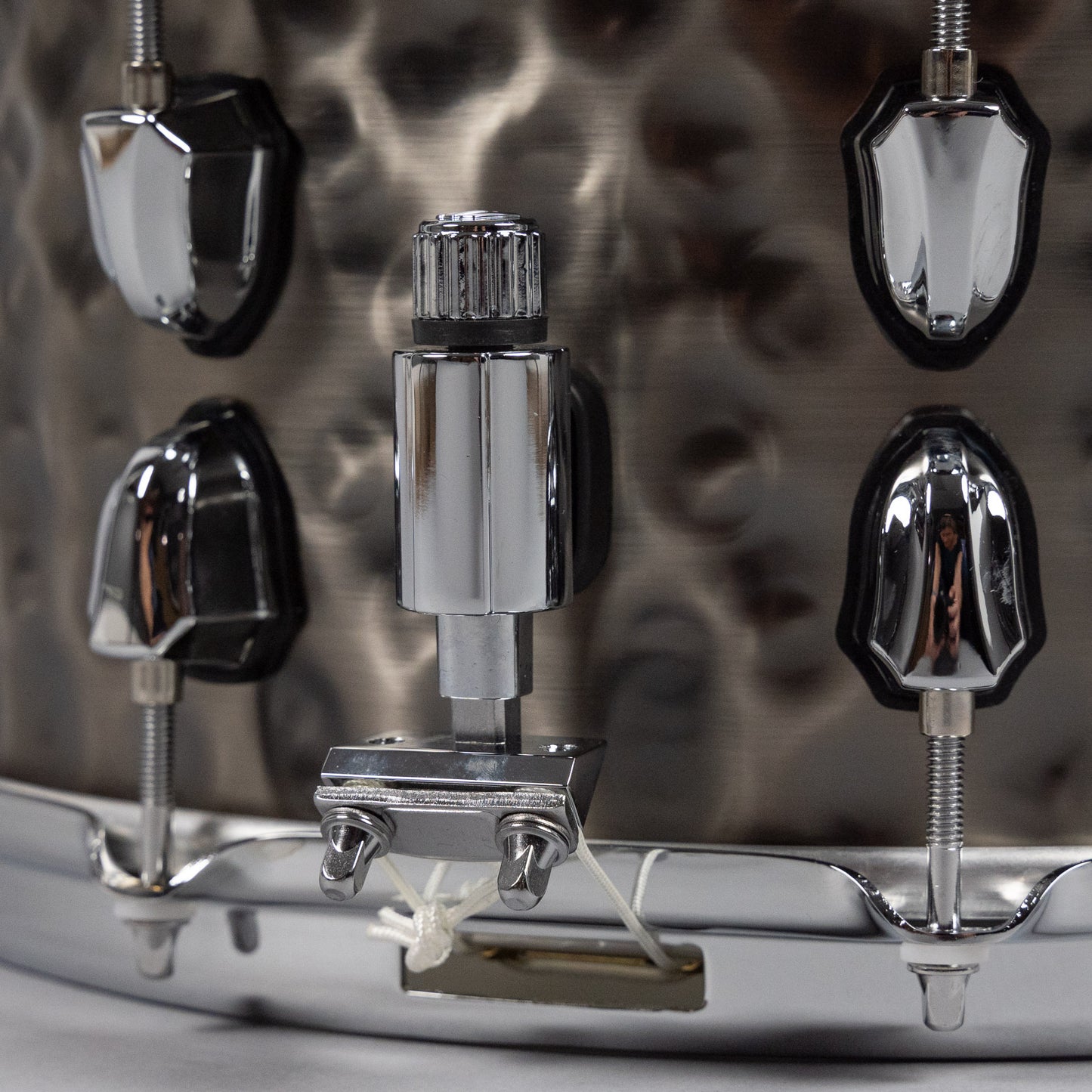 Mapex Black Panther Persuader 14" x 6.5" Hammered Brass Snare Drum