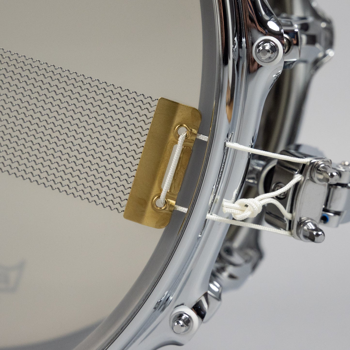 Mapex Black Panther Persuader 14" x 6.5" Hammered Brass Snare Drum