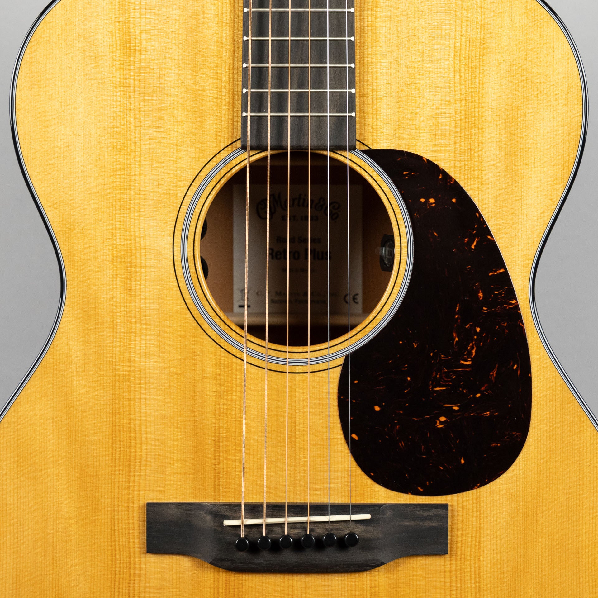 Martin 000E Retro Plus Series Mahogany Acoustic Guitar