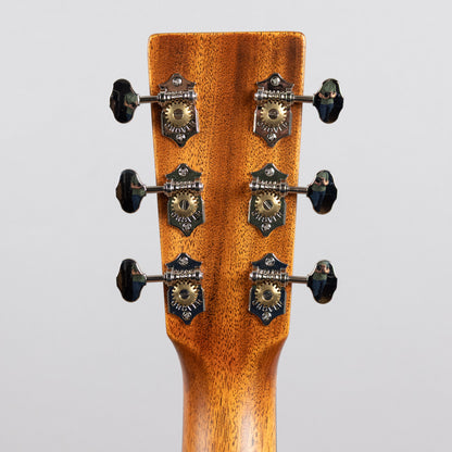 Martin 000-17 Standard Series Acoustic Guitar