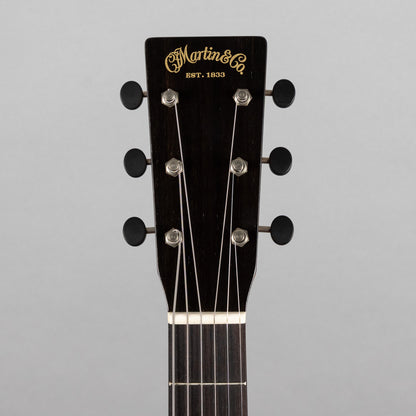 Martin 000-17 Whiskey Sunset Acoustic Guitar