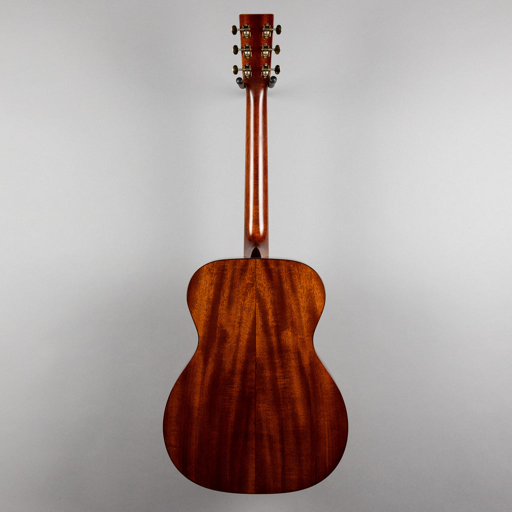 Martin 000-18 Modern Deluxe Series Acoustic Guitar