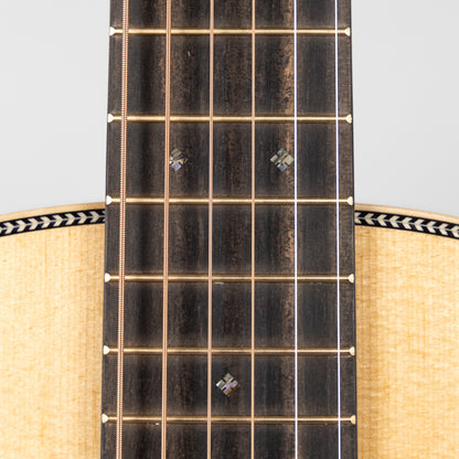 Martin 0012-28 Modern Deluxe Acoustic Guitar