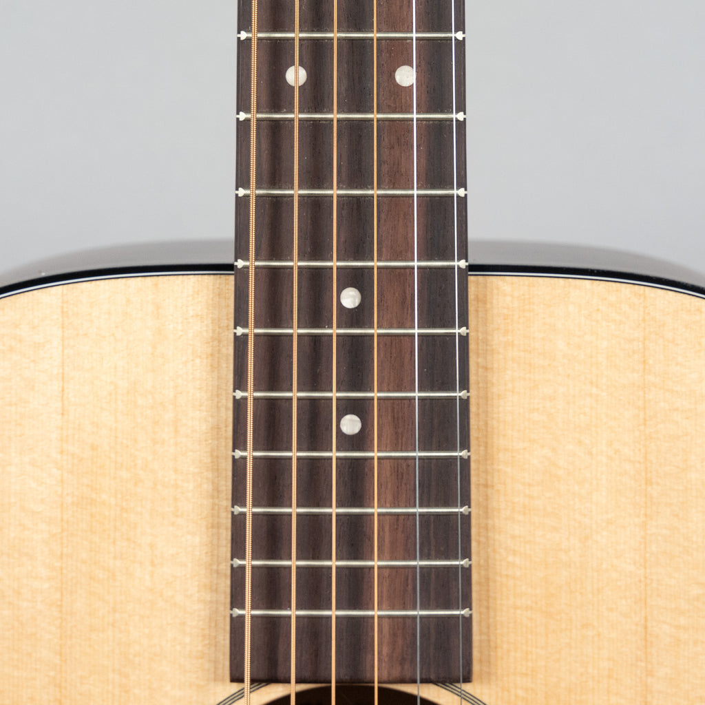 Martin 00-10E Road Series Acoustic Guitar