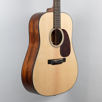 Martin D-16E Mahogany Acoustic Guitar