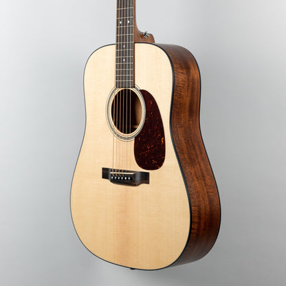 Martin D-16E Mahogany Acoustic Guitar