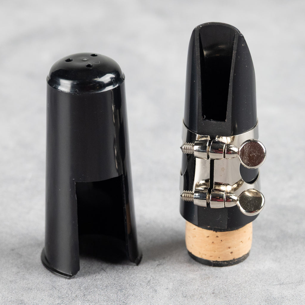 Oxford Bb Clarinet Mouthpiece with Ligature & Cap