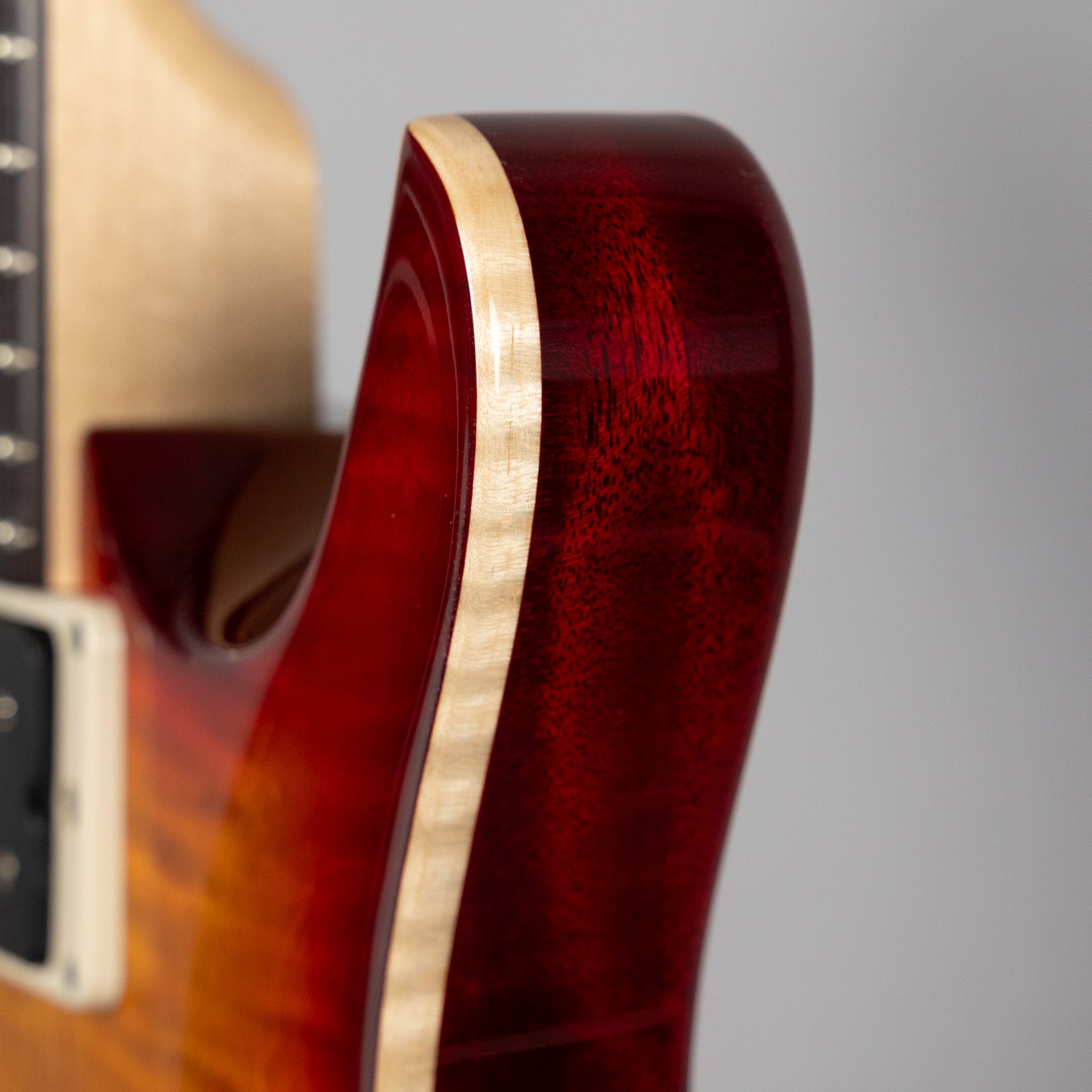 Paul Reed Smith CE24 in Dark Cherry Sunburst
