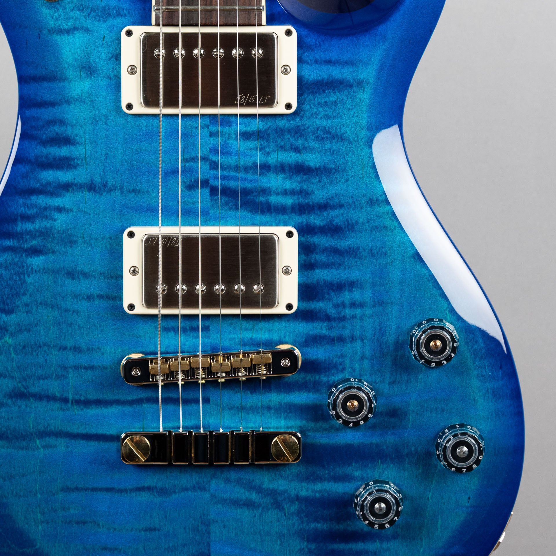 Paul Reed Smith S2 McCarty 594 in Lake Blue