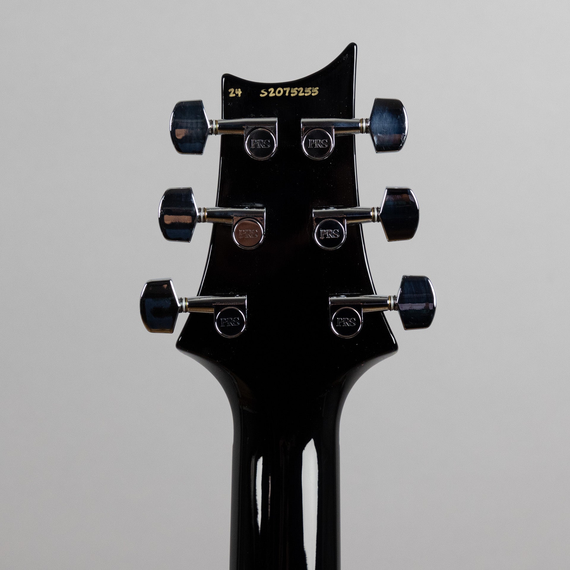 Paul Reed Smith S2 Standard 24 in Scarlet Sunburst