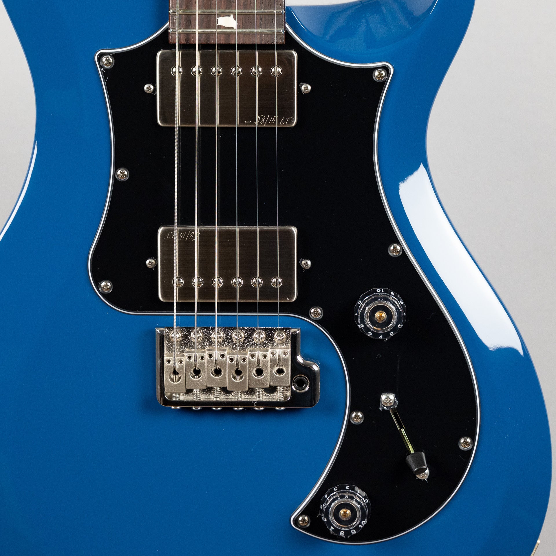 Paul Reed Smith S2 Standard 24 in Space Blue