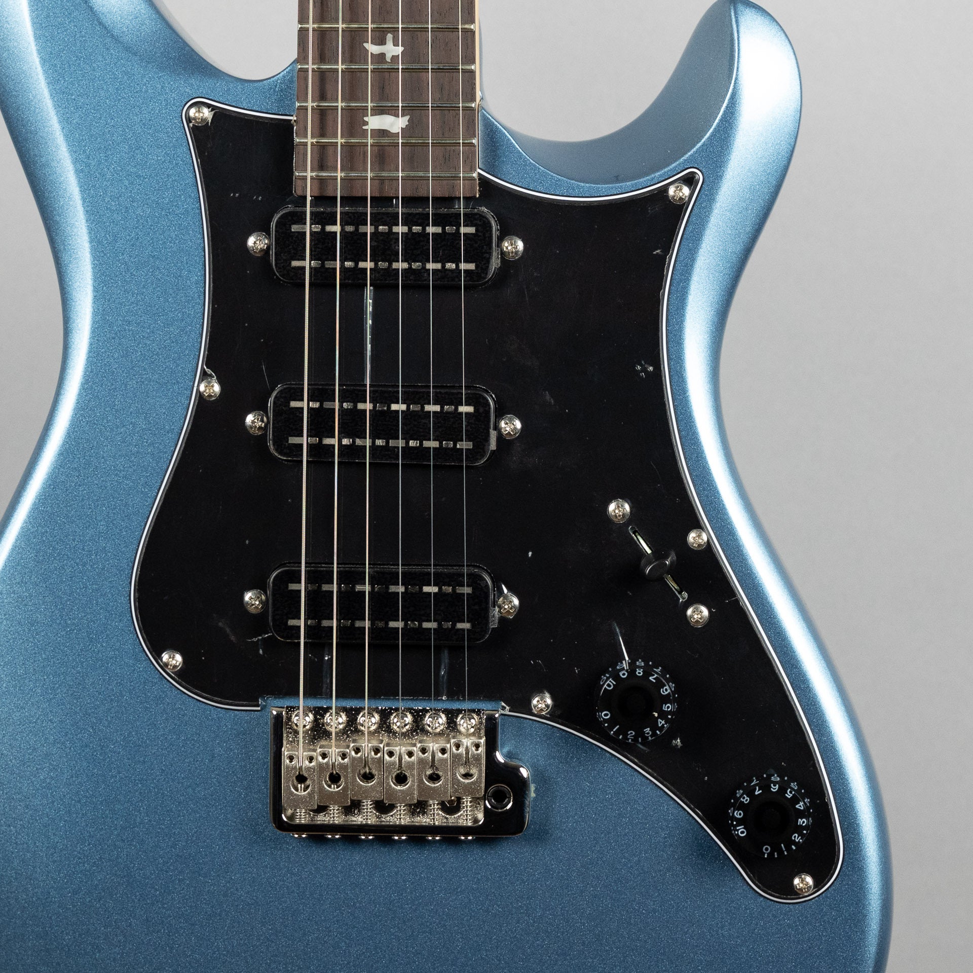 Paul Reed Smith SE NF3 in Ice Blue Metallic