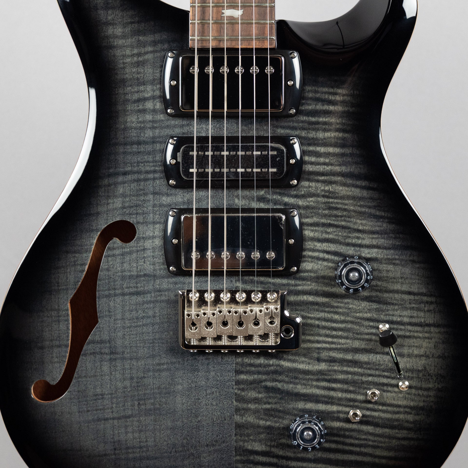 Paul Reed Smith SE Special Semi-Hollow, Charcoal Burst – Carlton
