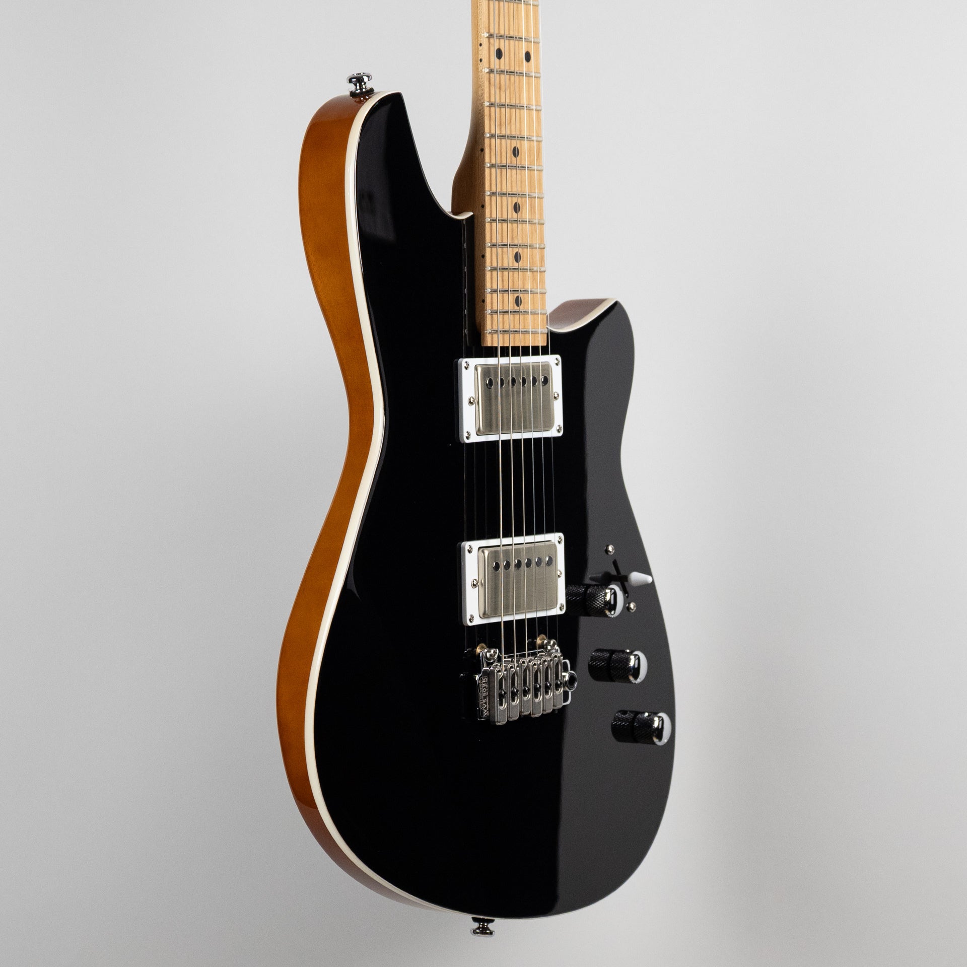 Reverend Kingbolt HH, Midnight Black