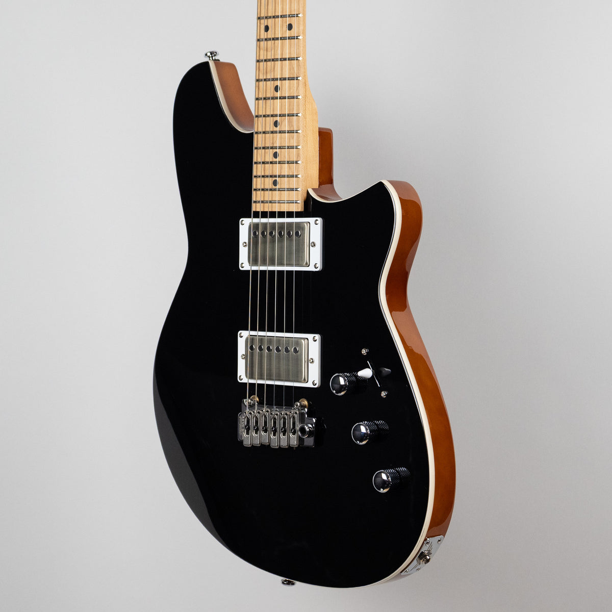 Reverend Kingbolt HH, Midnight Black