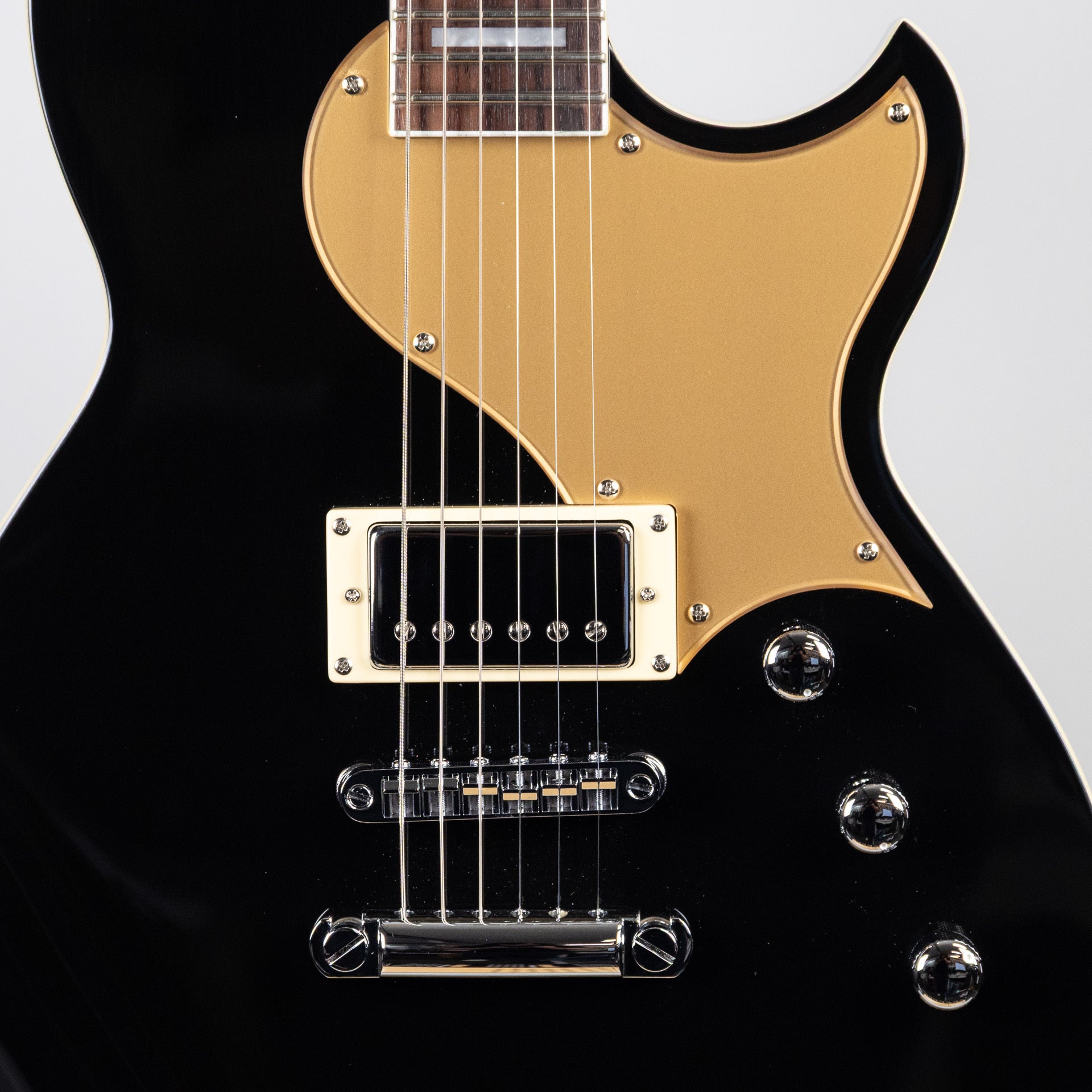 Reverend Roundhouse JR, Midnight Black
